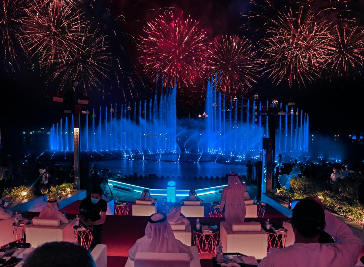 迪拜音乐喷泉—世界最大音乐喷泉