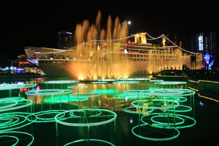 深圳"海上世界"音乐喷泉--大型水舞秀
