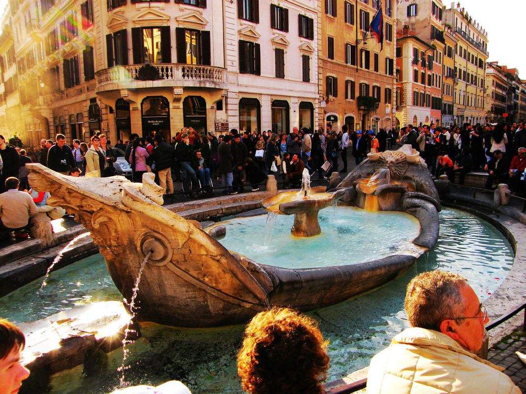 罗马水灾留下的记忆──破船喷泉