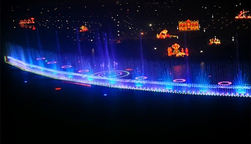 郑州夜晚纳凉去哪里？光影如画 喷泉如秀|郑州绿博园开启“夜游模式”