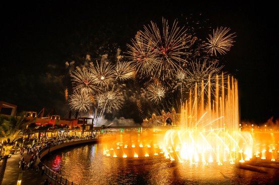 迪拜音乐喷泉—世界最大音乐喷泉